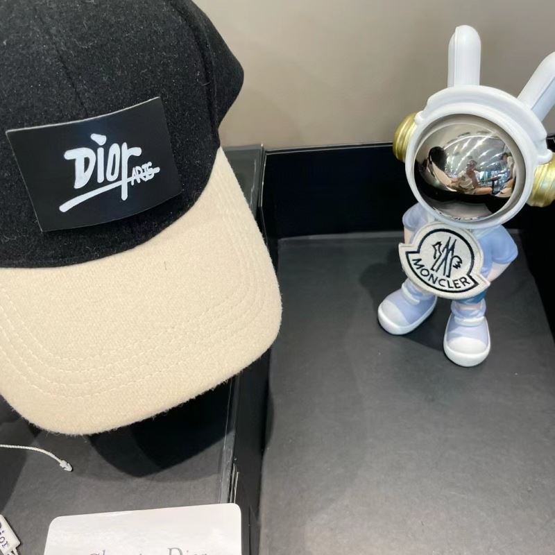 Christian Dior Caps